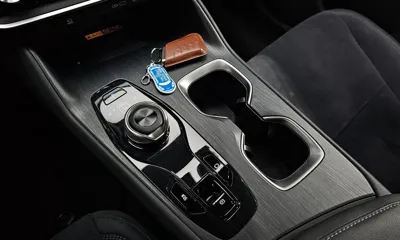 Lexus RZ