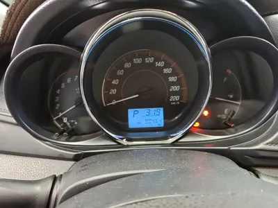 Toyota Yaris L
