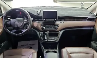 Hyundai Starex