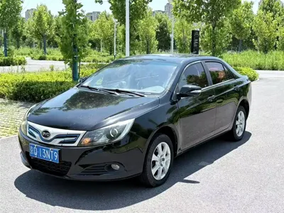 BYD e5