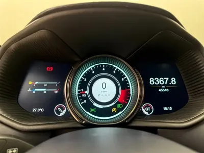 Aston Martin DB11
