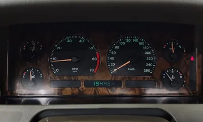 Jaguar XJ-6