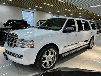 Lincoln Navigator