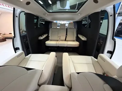 Li Auto Li MEGA
