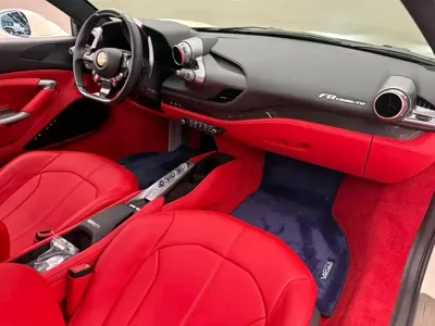 Ferrari F8