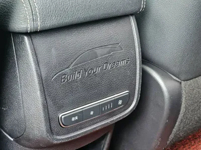 BYD MAX