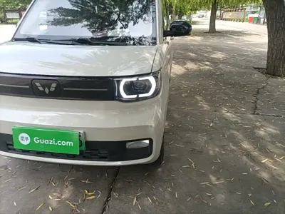 Wuling MINIEV