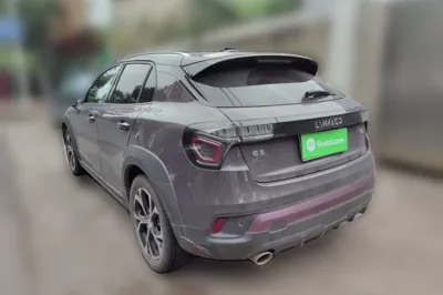 Lynk & Co 02