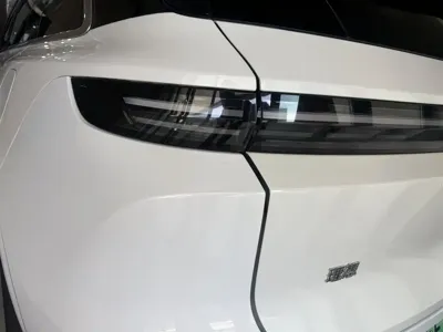 Li Auto Li L6
