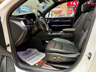 Cadillac XT6