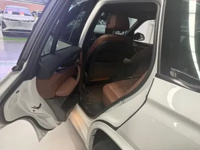 BMW X5 (Import)