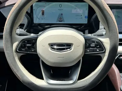 Geely Xingyue L