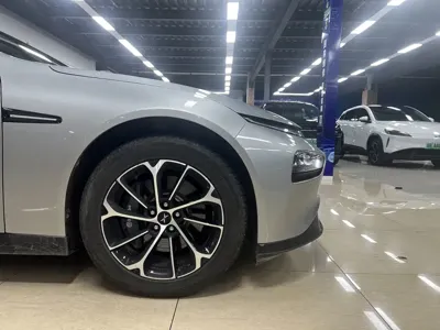 Xpeng P7