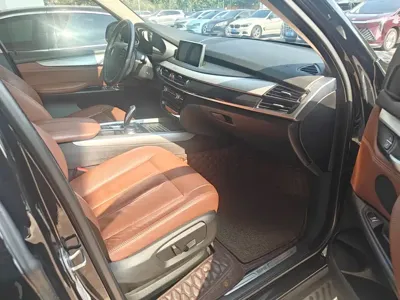 BMW X5 (Import)