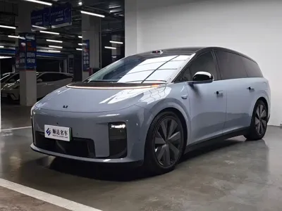 Li Auto Li i8