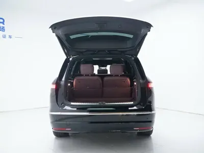 Nio ES8
