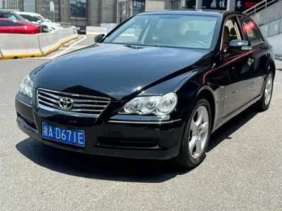 Toyota Reiz