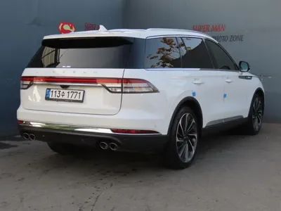 Lincoln Aviator