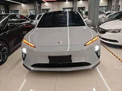 Nio ET5
