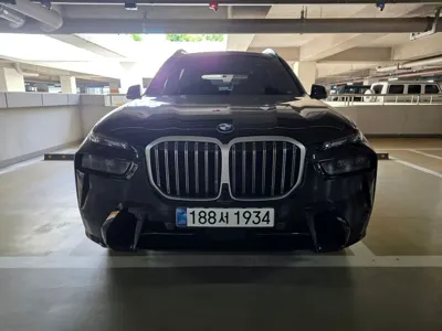 BMW X7