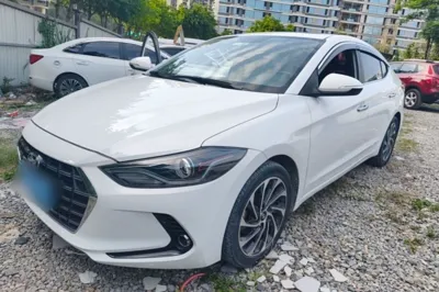 Hyundai Elantra (6th Generation