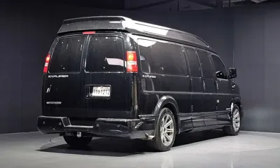 Chevrolet Express Van