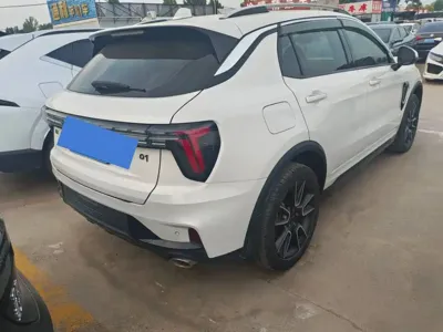 Lynk & Co 01