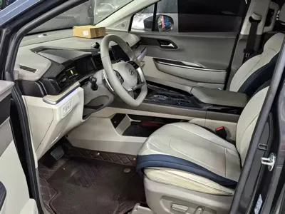 Hyundai Custo
