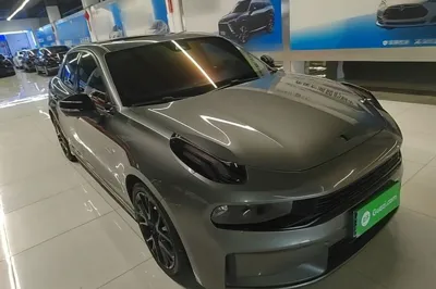 Lynk & Co 03