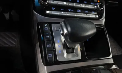 Genesis EQ900