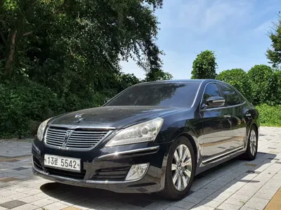 Hyundai Equus