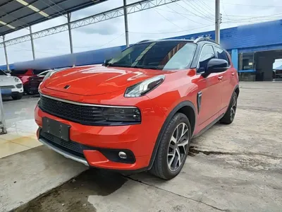 Lynk & Co 01
