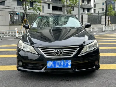 Toyota Reiz