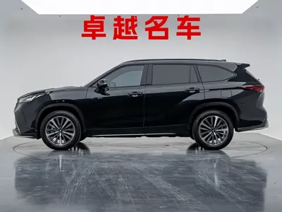 Toyota Crown Kluger