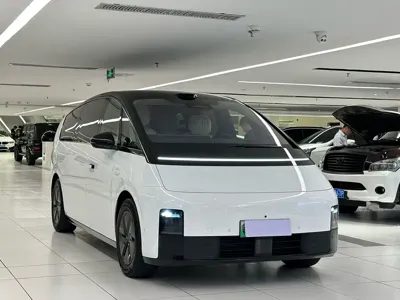 Li Auto Li MEGA