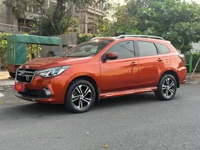 Venucia T70