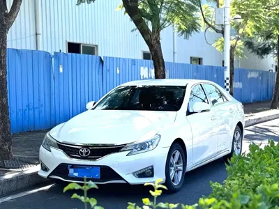 Toyota Reiz