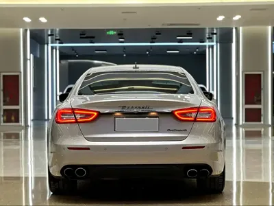 Maserati Quattroporte