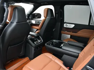 Lincoln Navigator
