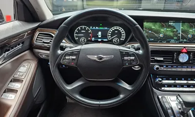 Genesis EQ900