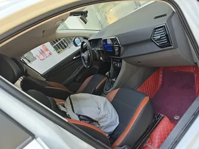 Jetta VS5