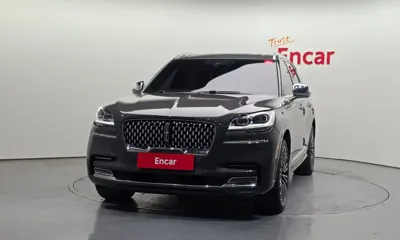 Lincoln Aviator