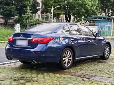 Infiniti Q50L