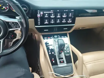 Porsche Cayenne Hybrid