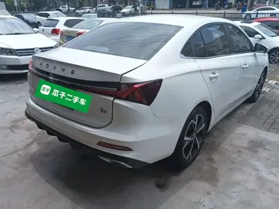 Roewe i5