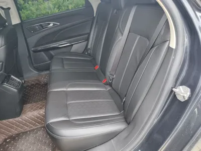 Ford Taurus