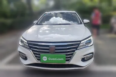 Roewe i5