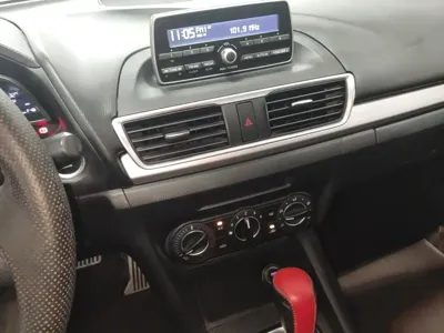Mazda 3 Axela