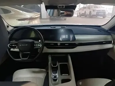Chery Arrizo 8