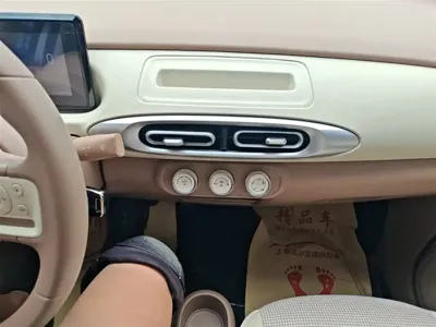 Wuling MINIEV